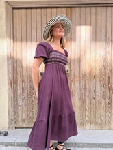 Cargar imagen en el visor de la galería, VESTIDO MIDI BERENJENA