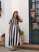 Cargar imagen en el visor de la galería, VESTIDO FRUNCIDO NEGRO Y BLANCO
