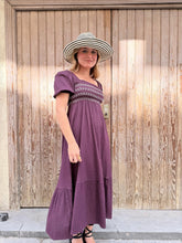 Cargar imagen en el visor de la galería, VESTIDO MIDI BERENJENA