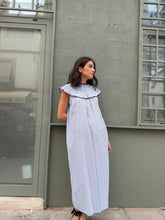 Cargar imagen en el visor de la galería, Vestido Cuello Celeste
