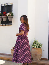 Cargar imagen en el visor de la galería, VESTIDO FRUNCIDO ESTAMPADO BERENJENA
